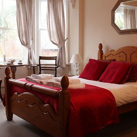 The Three Horseshoes Hotel อัลตัน ภายนอก รูปภาพ
