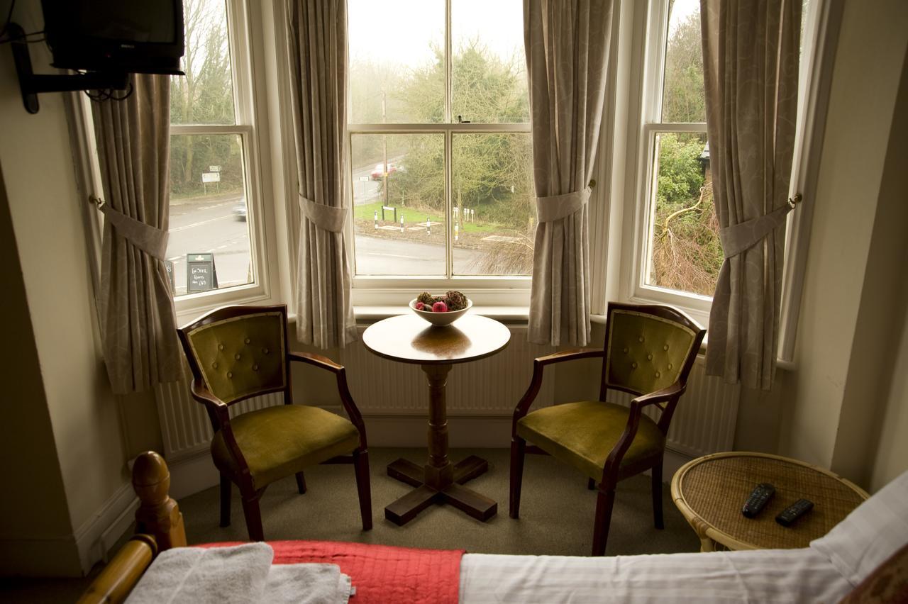 The Three Horseshoes Hotel อัลตัน ภายนอก รูปภาพ